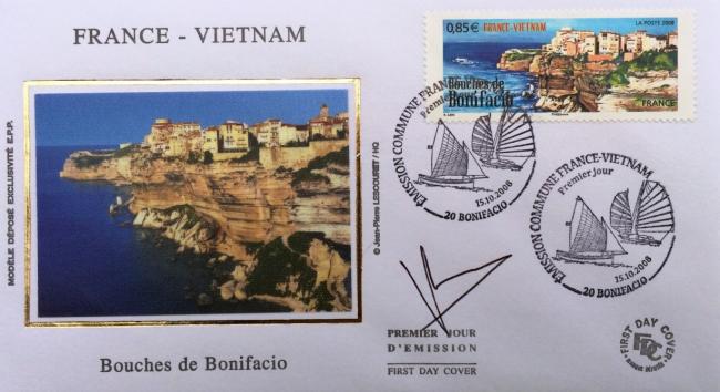 05 4285 15 10 2008 france vietnam bouche de bonifacio