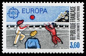 208 2585 29 04 1989 jeux d enfants