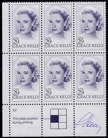 53 2749 23 03 1993 grace kelly